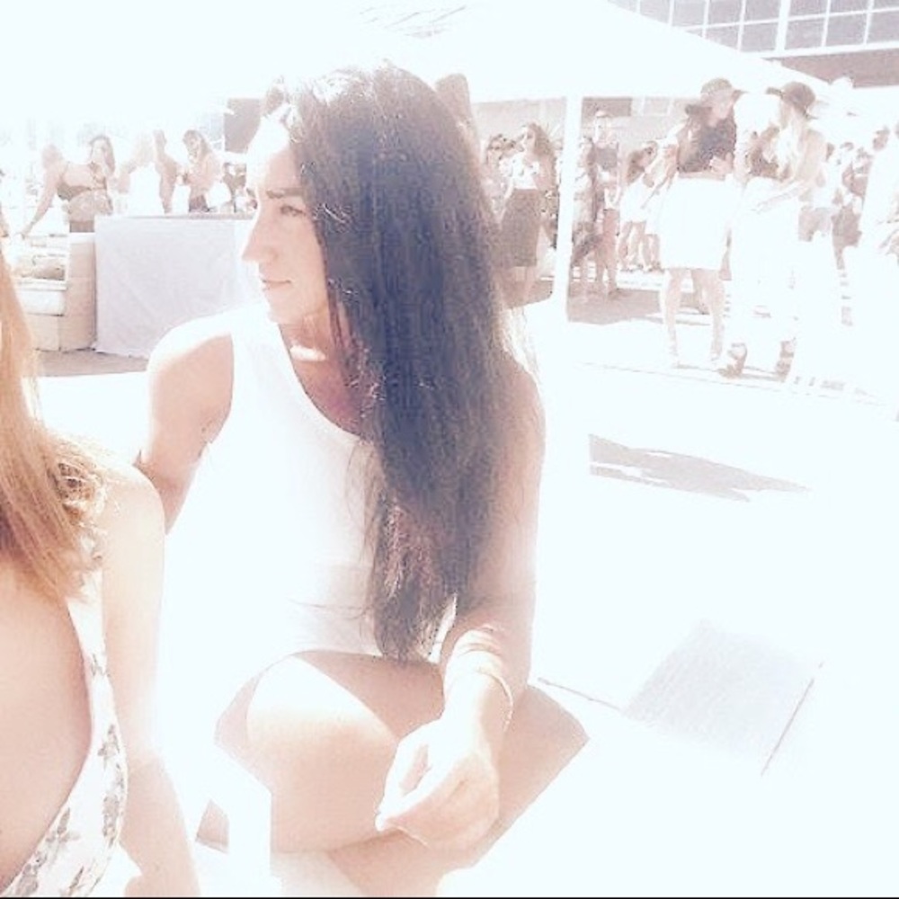 Meet your Posher, Alba